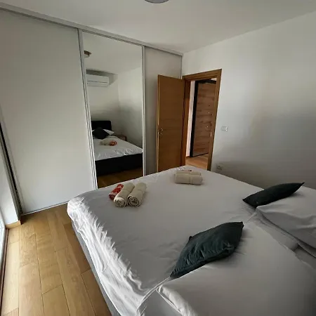 Merlo App * Labin (Istria)